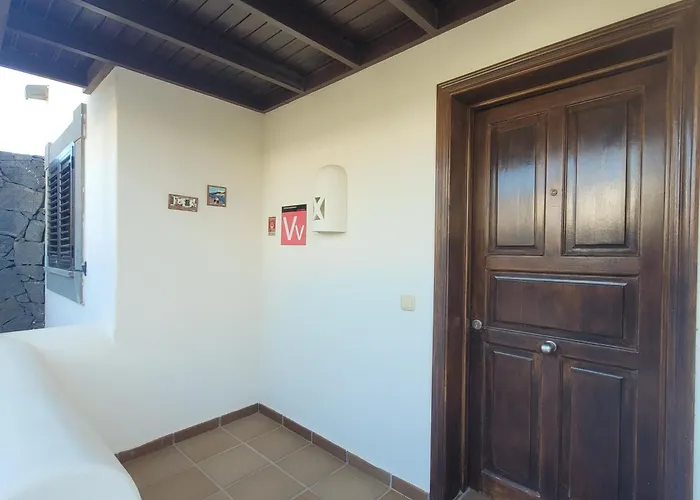 Charcones Playa Blanca