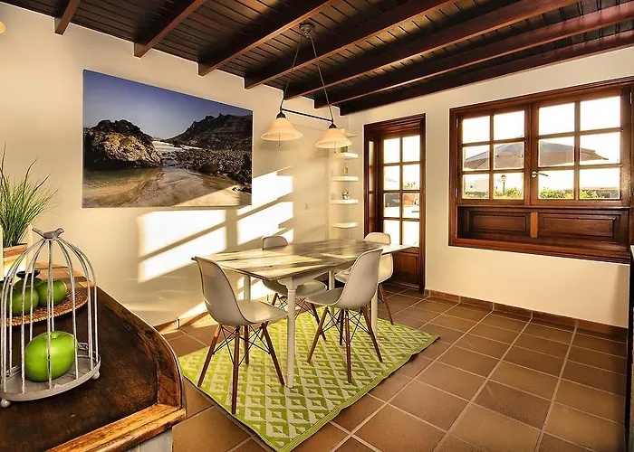 Charcones Tatil Evi *